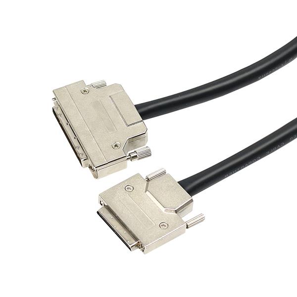 HD 68 až VHDCI 68 externýSCSI kábel.jpg